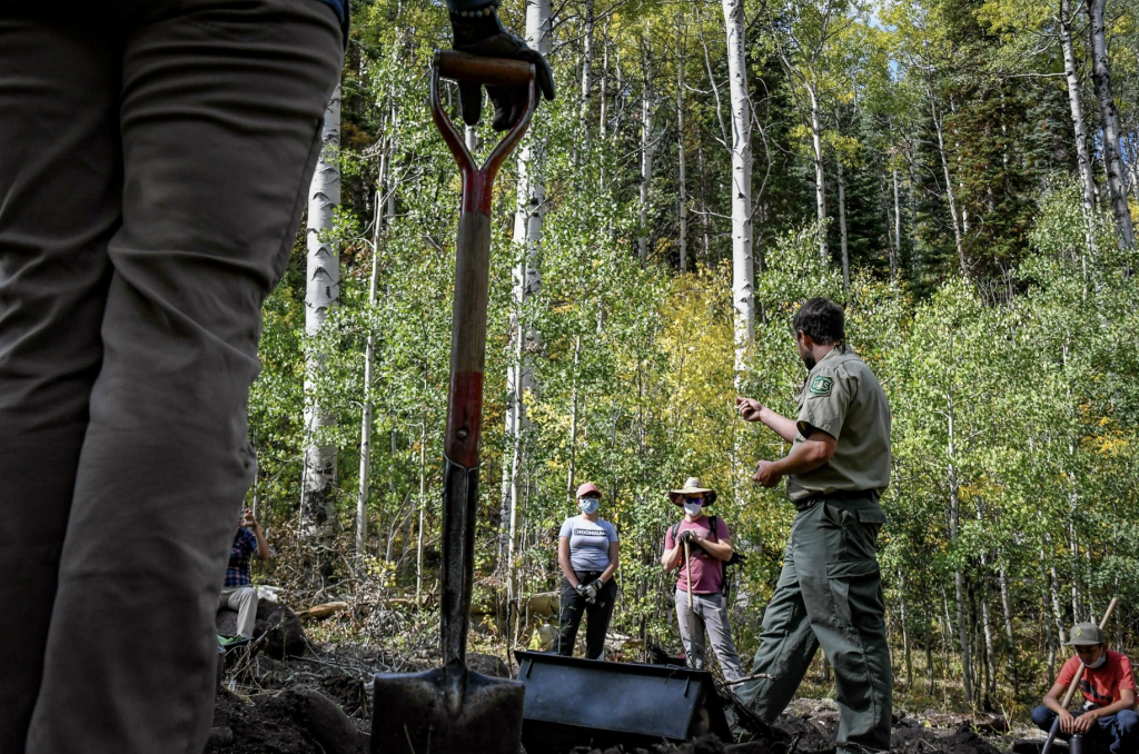 First bilingual recreational map in Roaring Fork, Colorado River valleys being introduced during Saturday hike - Vimarsana News